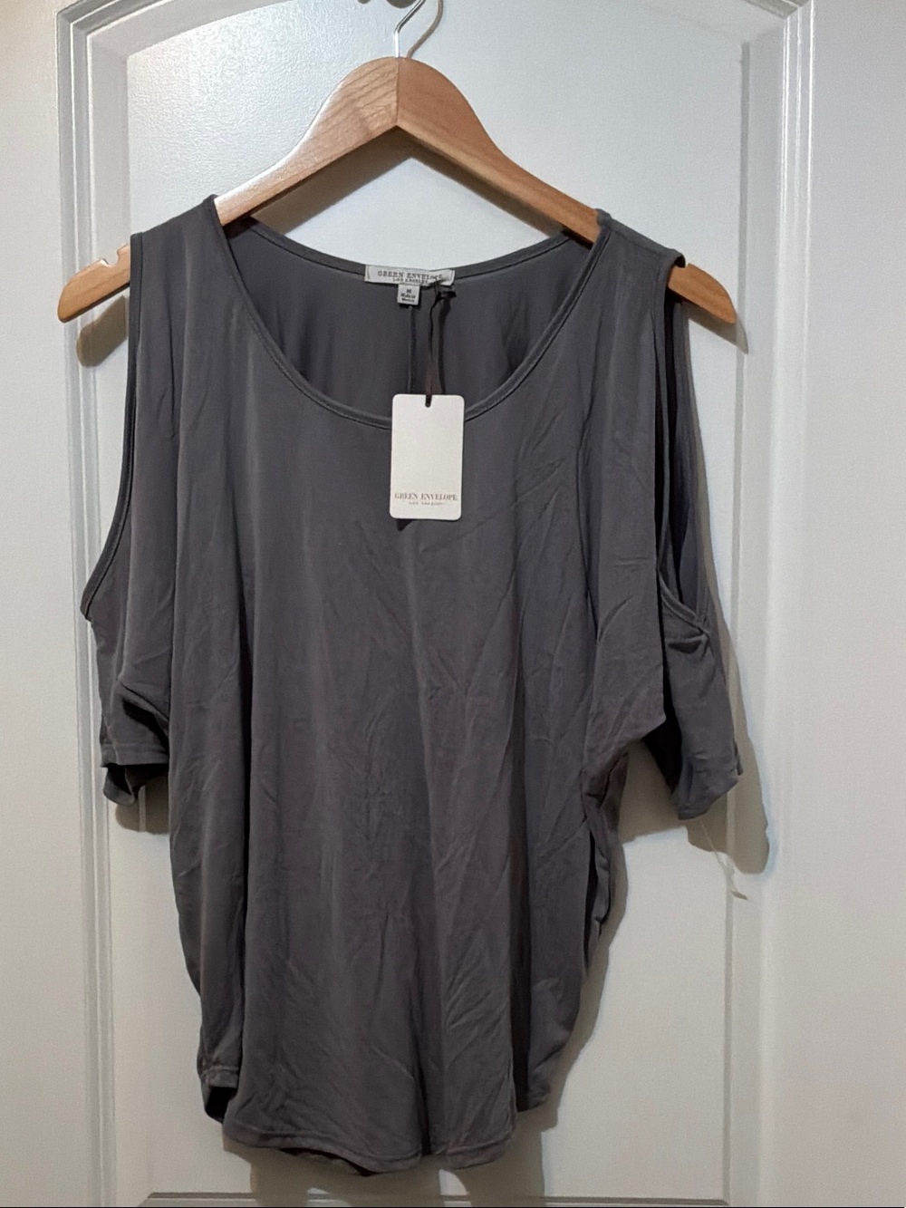 Green Envelope Charcoal Gray Cold-Shoulder Scoop Neck Tunic size M
